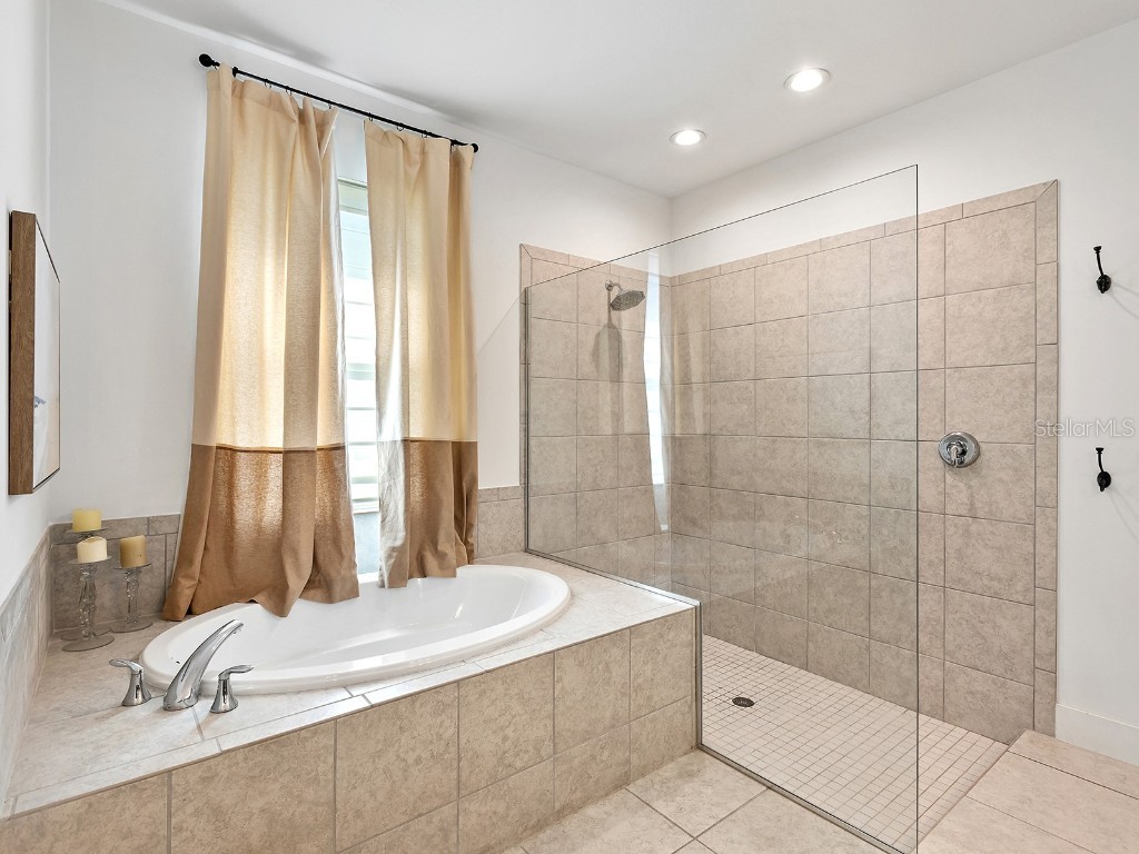 7857 Redonda Loop Lakewood Ranch FL 34202 A4672364 image25