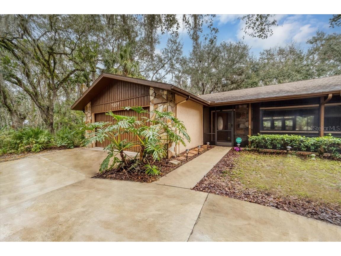 7857 S Leewynn Court Sarasota FL 34240 A4594833 image1