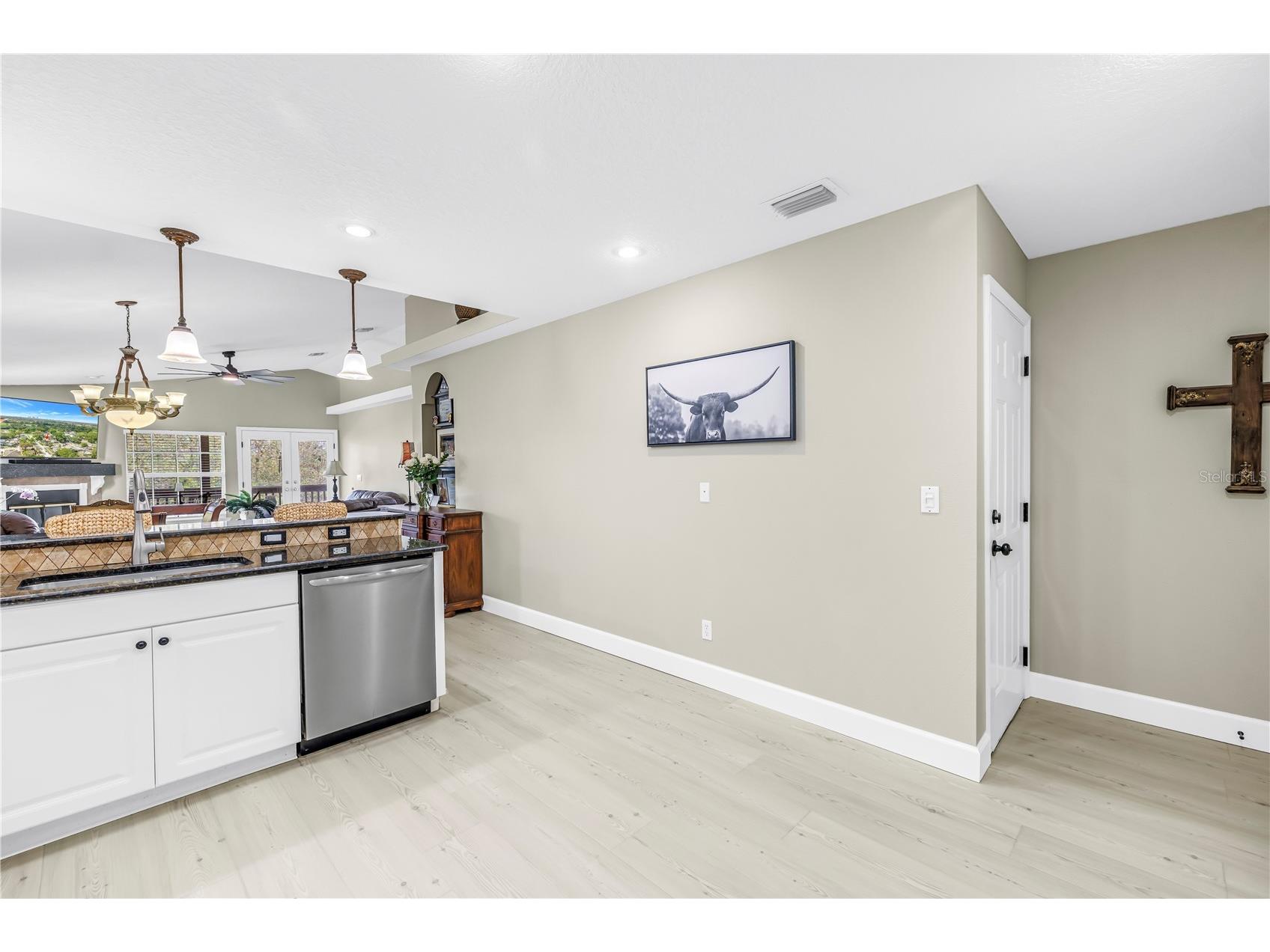 786 59th Avenue NE Saint Petersburg FL 33703 TB8486574 image21