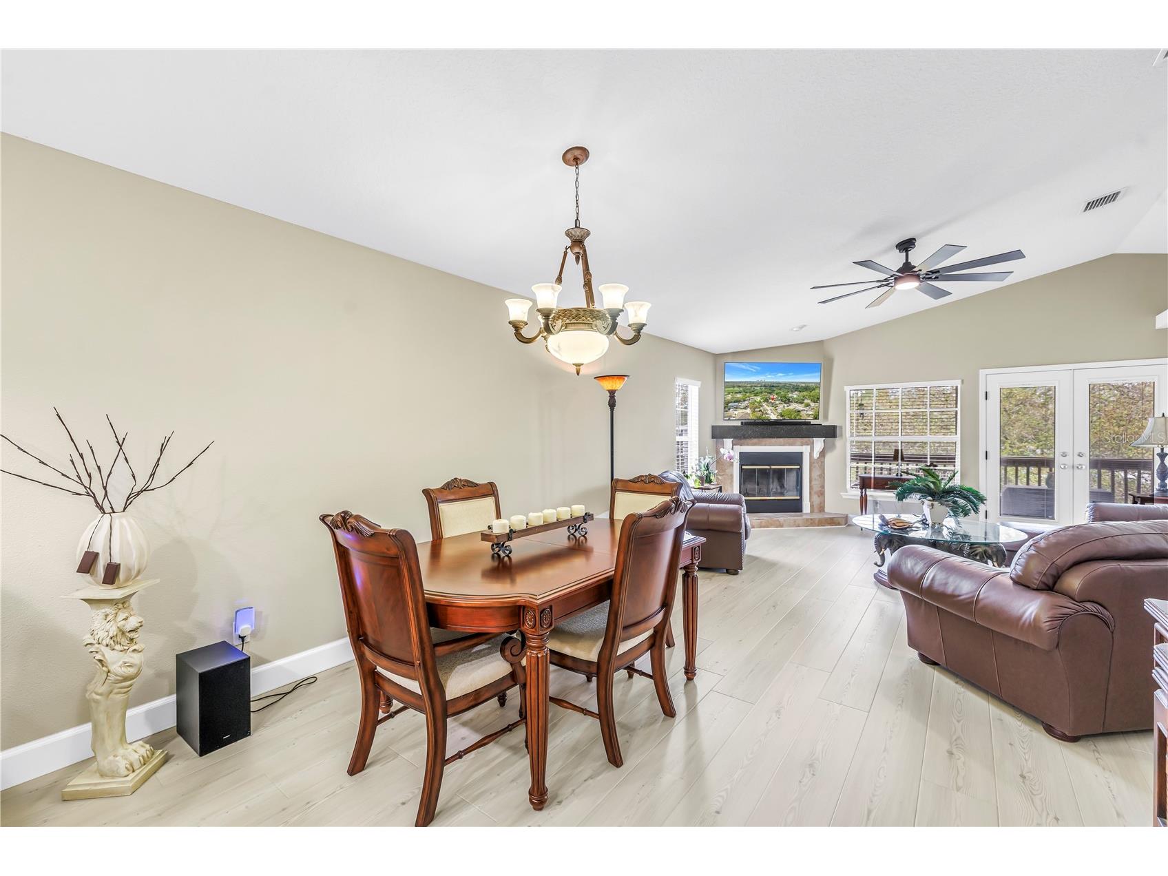 786 59th Avenue NE Saint Petersburg FL 33703 TB8486574 image28