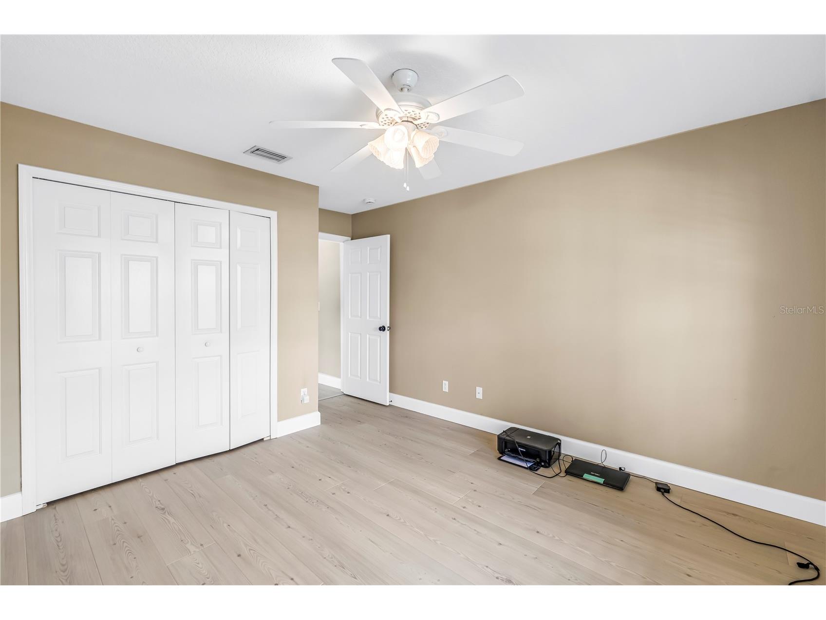 786 59th Avenue NE Saint Petersburg FL 33703 TB8486574 image36