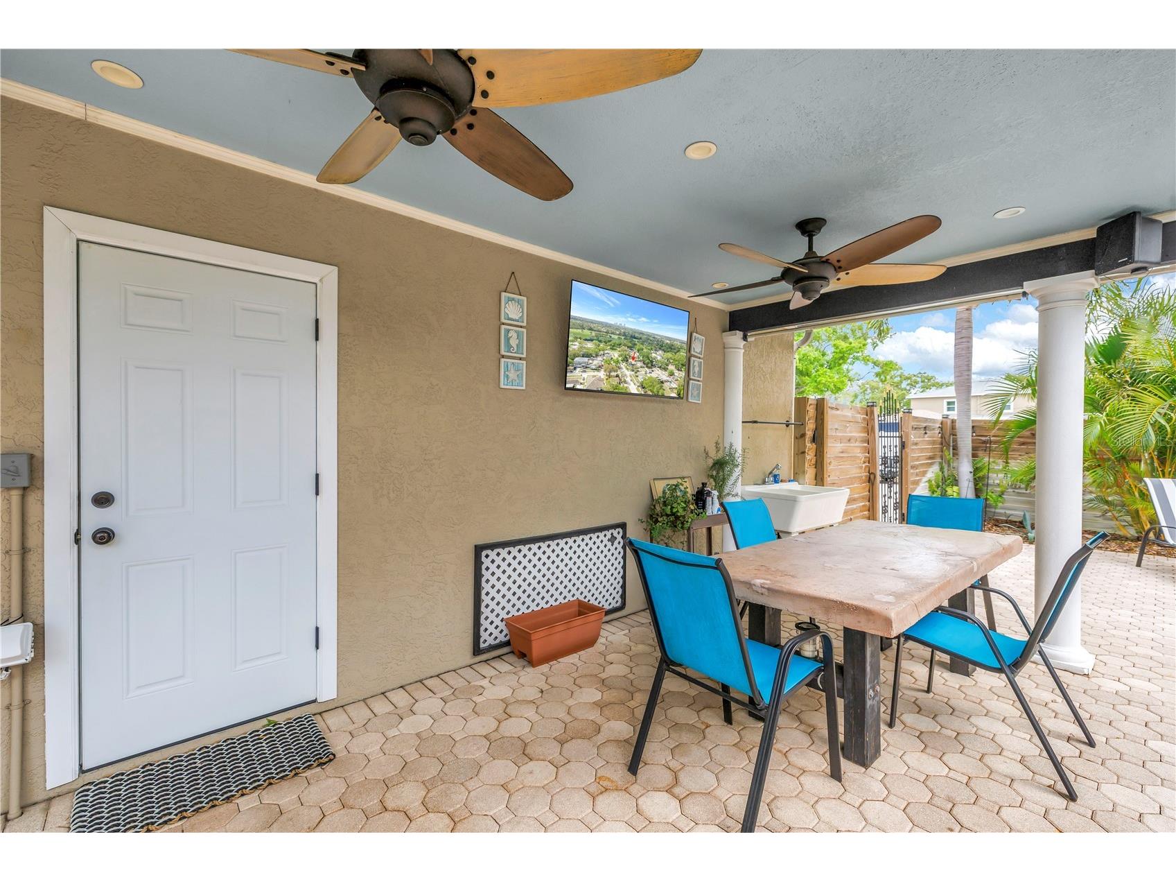 786 59th Avenue NE Saint Petersburg FL 33703 TB8486574 image57