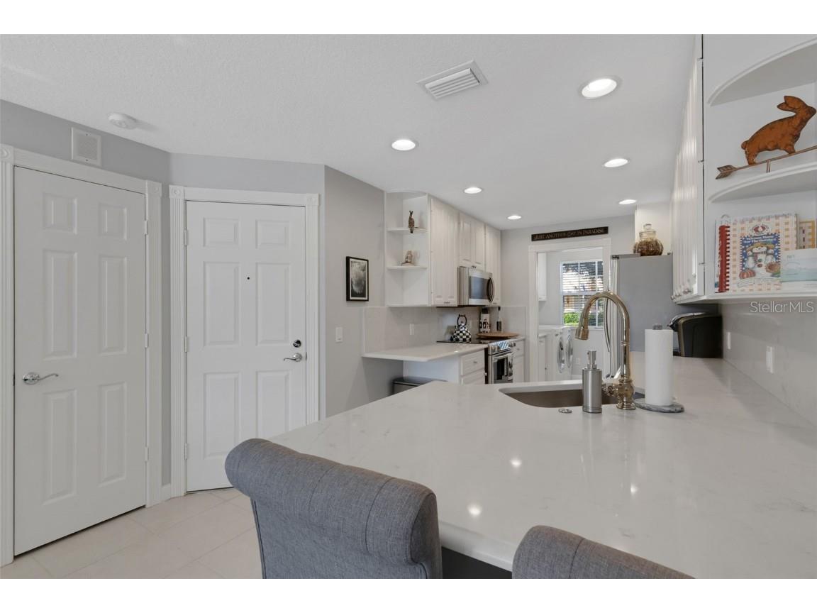 7860 Bergamo Avenue Sarasota FL 34238 A4668950 image9