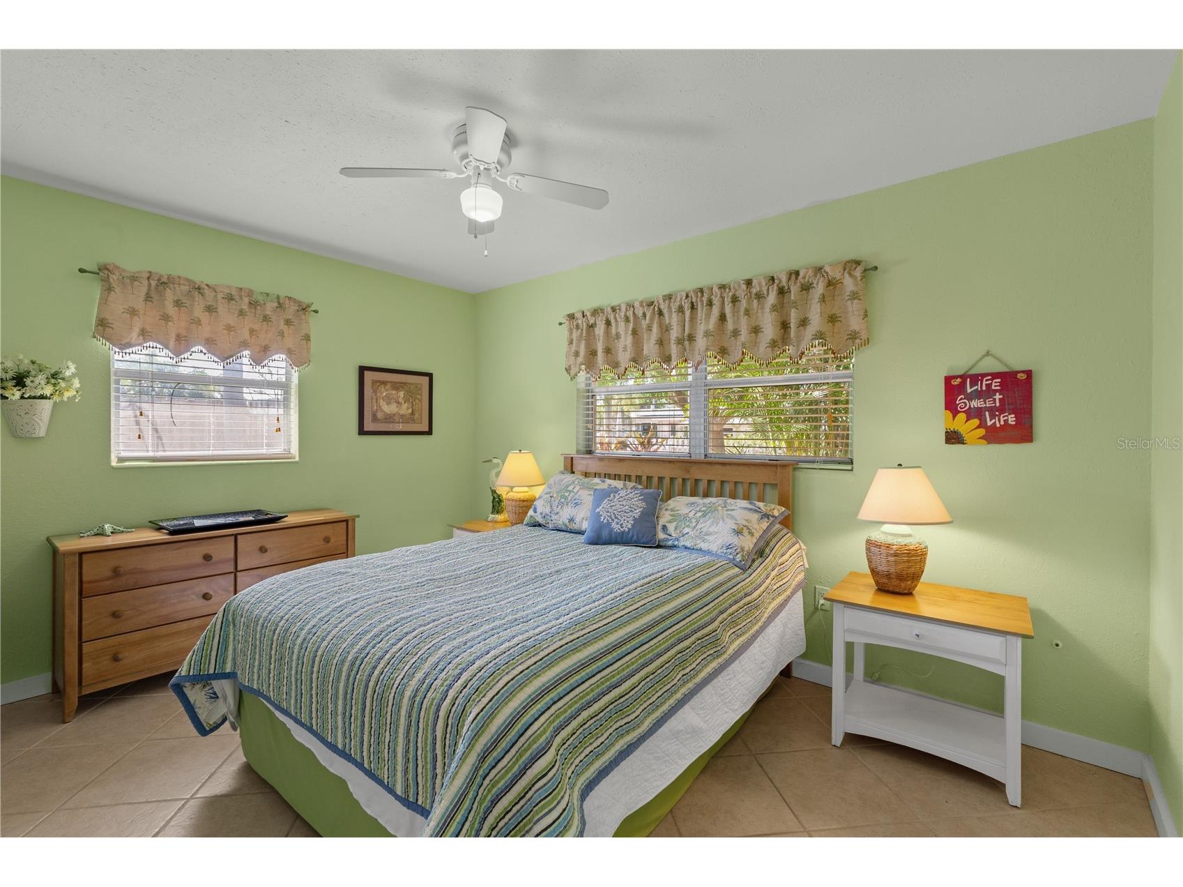 7860 Holiday Drive Sarasota FL 34231 A4648873 image34