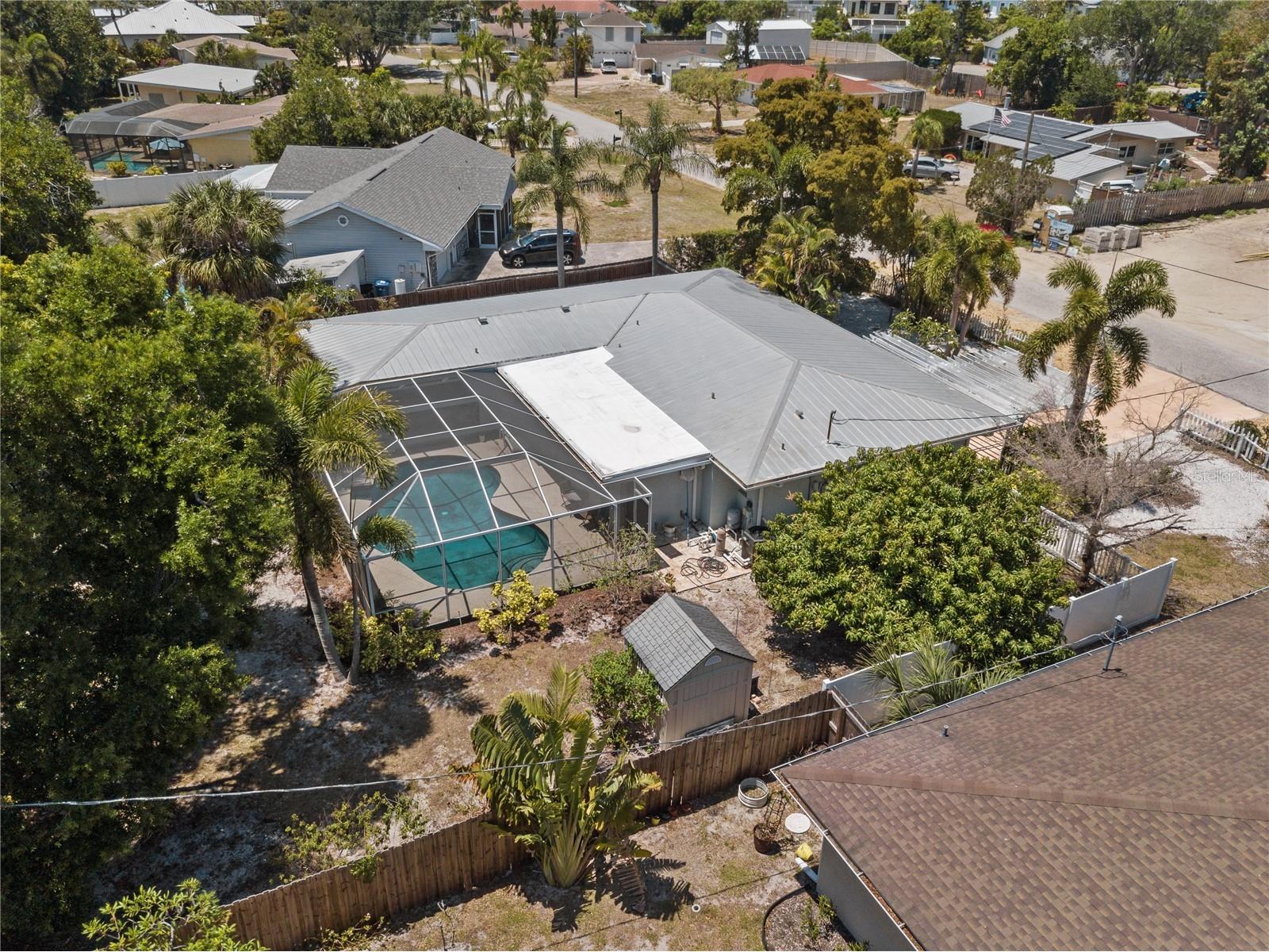 7860 Holiday Drive Sarasota FL 34231 A4691644 image5