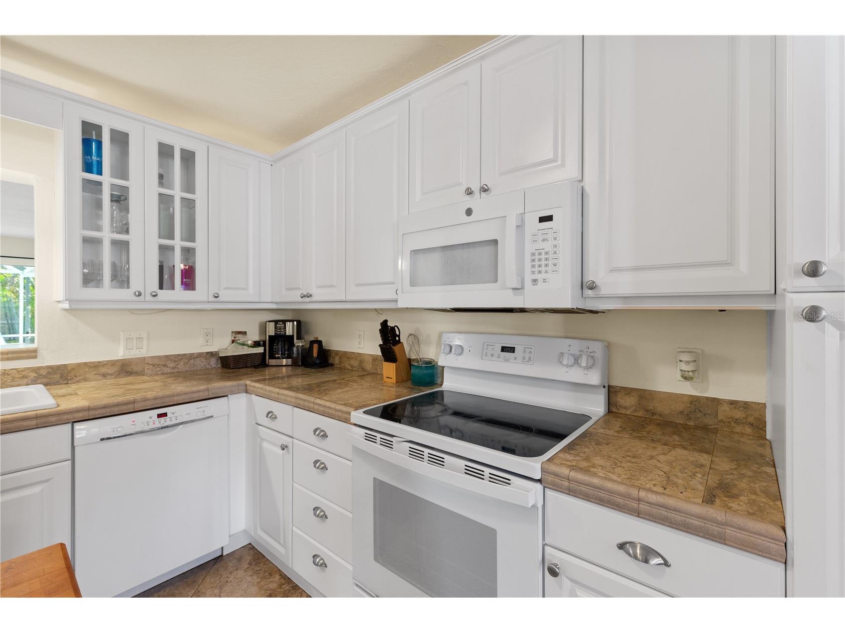 7860 Holiday Drive Sarasota FL 34231 A4691644 image8