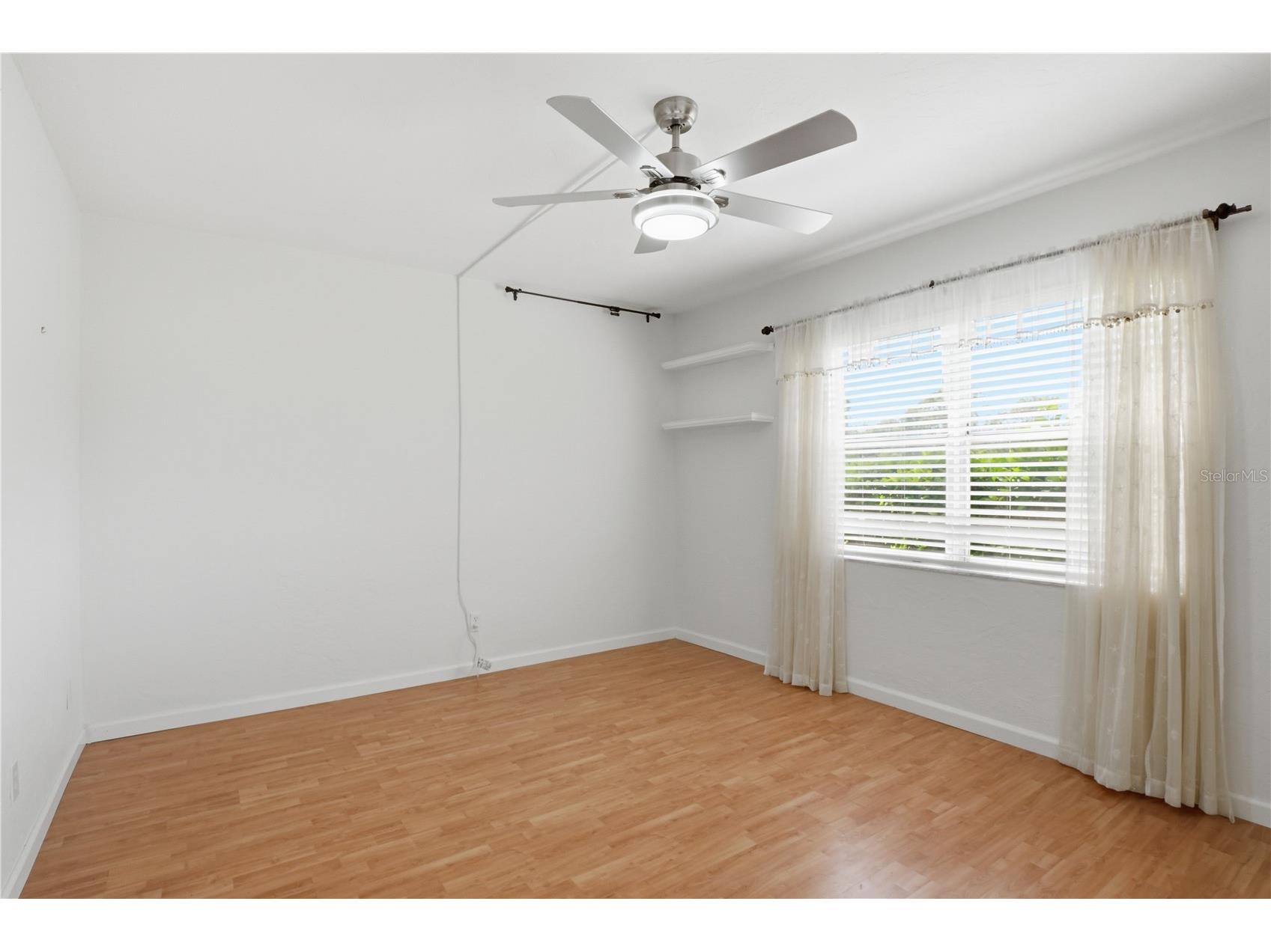 7860 Palm Aire Lane #103 Sarasota FL 34243 A4689954 image14