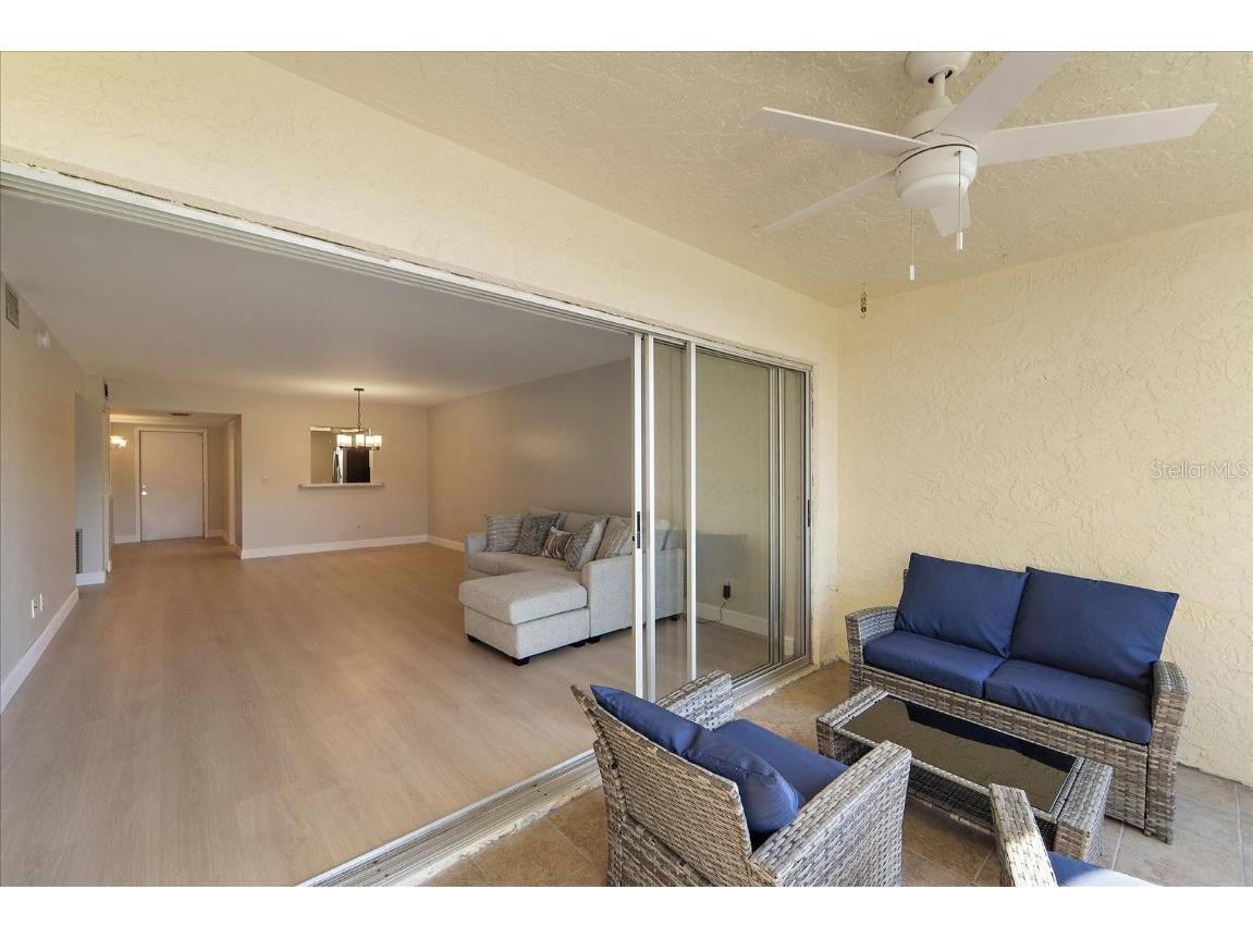 7860 Palm Aire Lane #104 Sarasota FL 34243 A4676737 image23