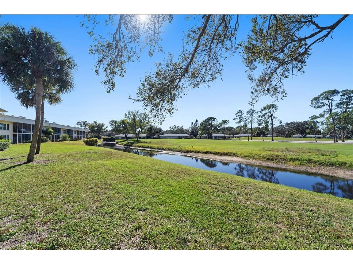 7860 Palm Aire Lane #104 Sarasota FL 34243 A4676737 image26