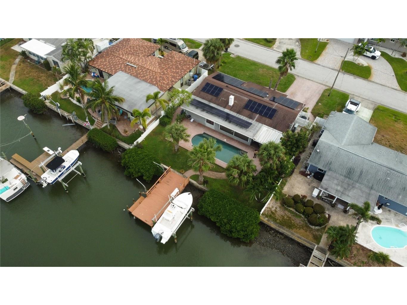 7861 1st Avenue S Saint Petersburg FL 33707 TB8437378 image1