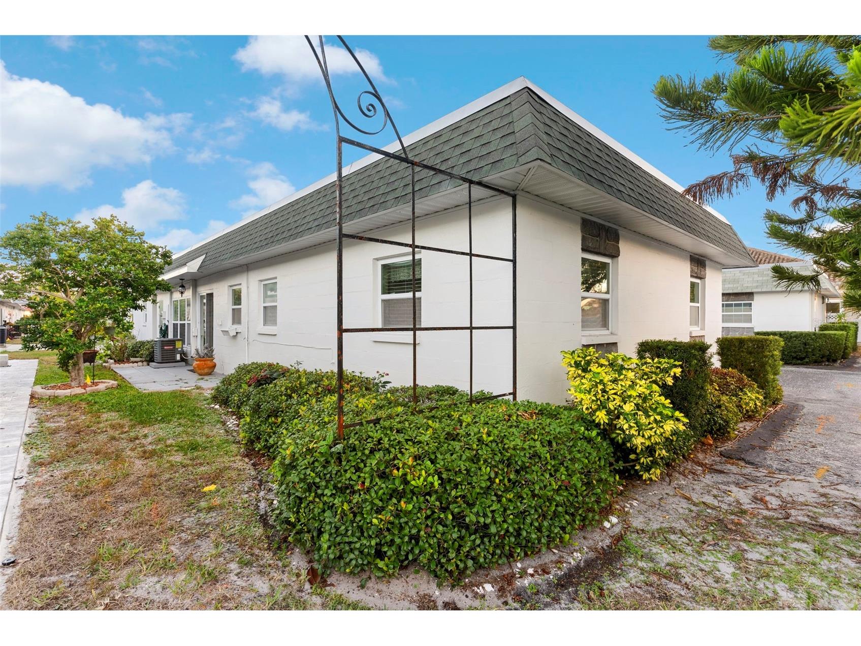 7861 38th Terrace N Saint Petersburg FL 33709 TB8457069 image25