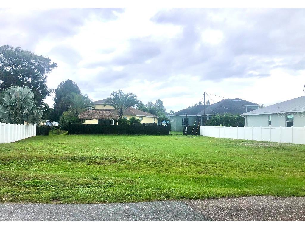 7861 40th Avenue N Saint Petersburg FL 33709 W7859263 image1