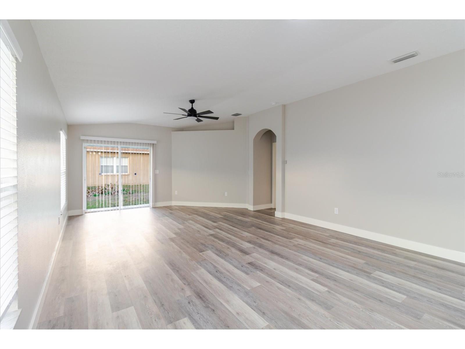 7861 Carriage Pointe Drive Gibsonton FL 33534 A4685549 image12