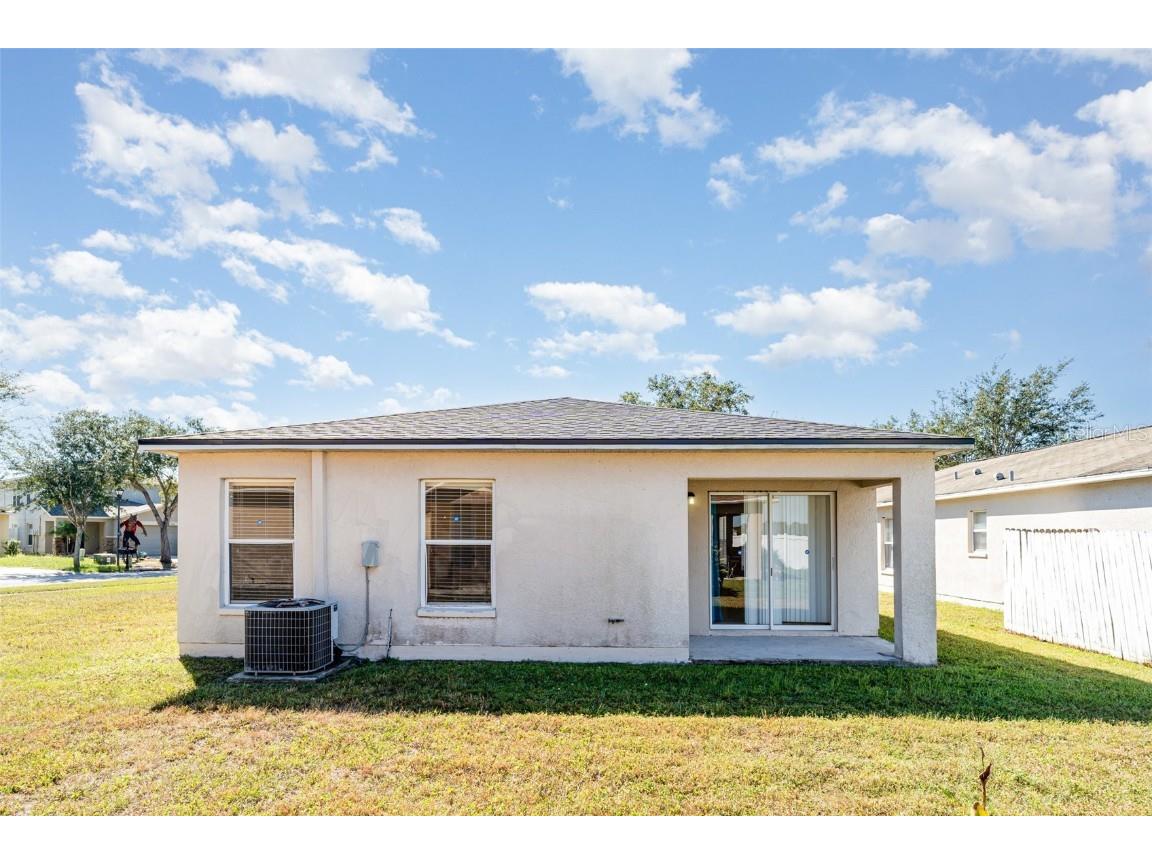 7861 Carriage Pointe Drive Gibsonton FL 33534 TB8438820 image15