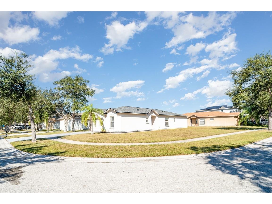 7861 Carriage Pointe Drive Gibsonton FL 33534 TB8438820 image17