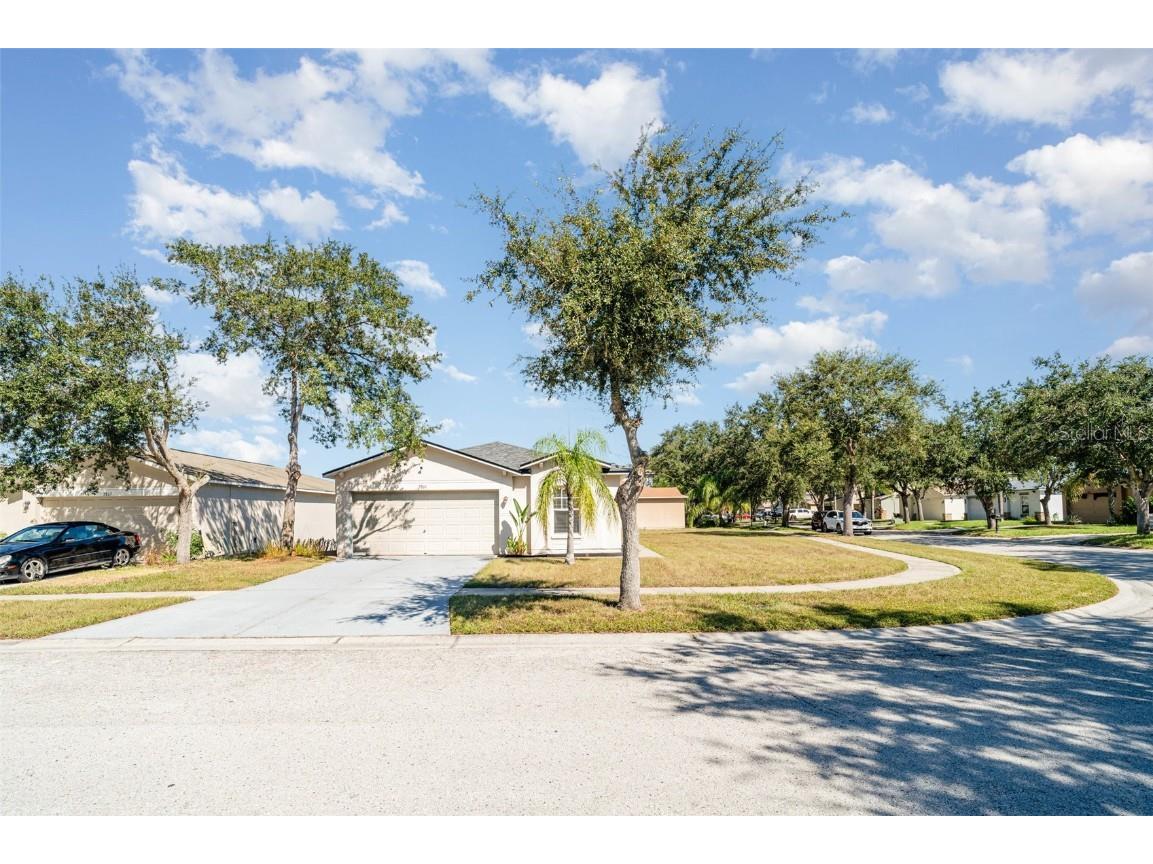 7861 Carriage Pointe Drive Gibsonton FL 33534 TB8438820 image2