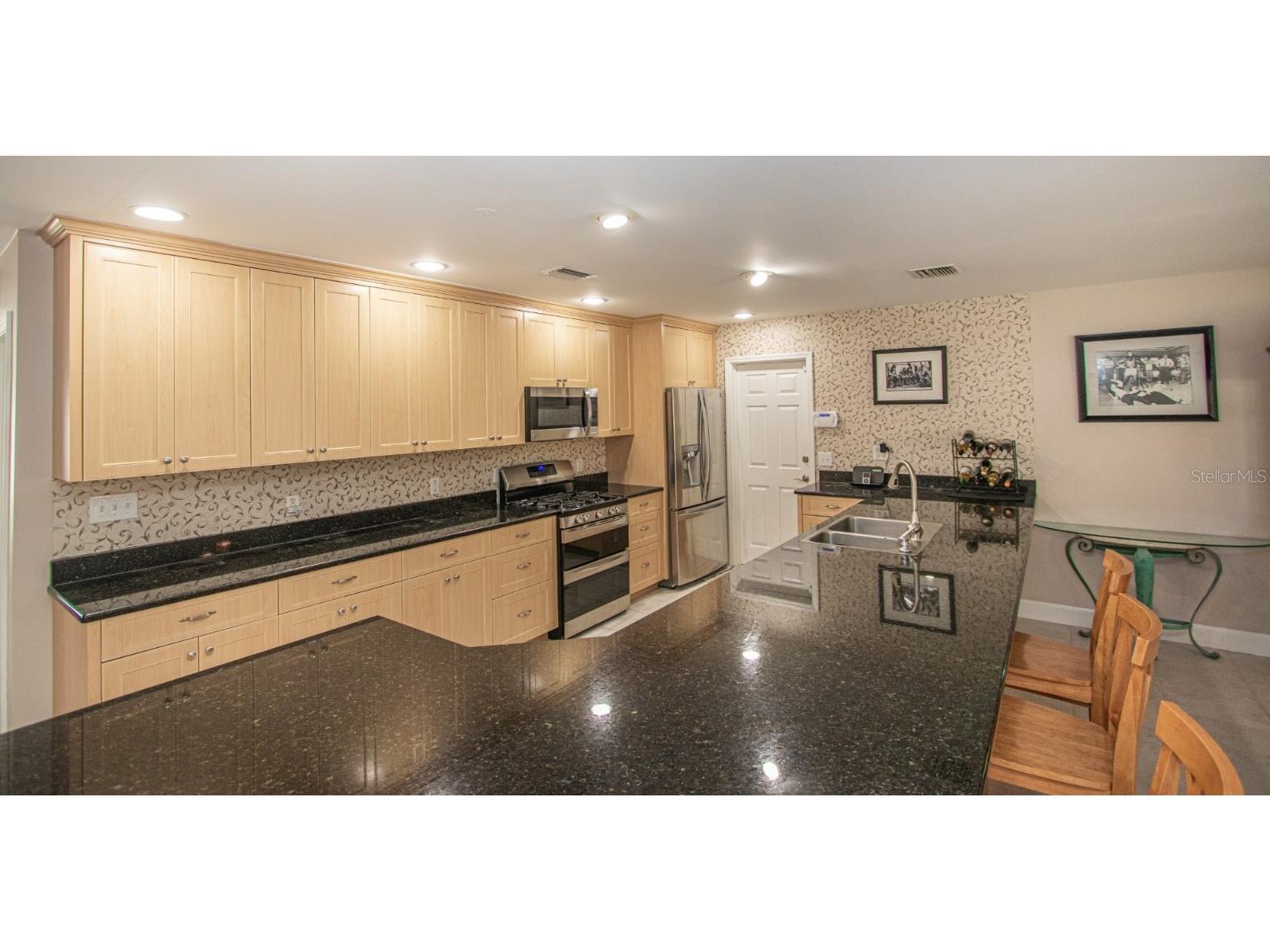 7864 15th Way N Saint Petersburg FL 33702 TB8454635 image6