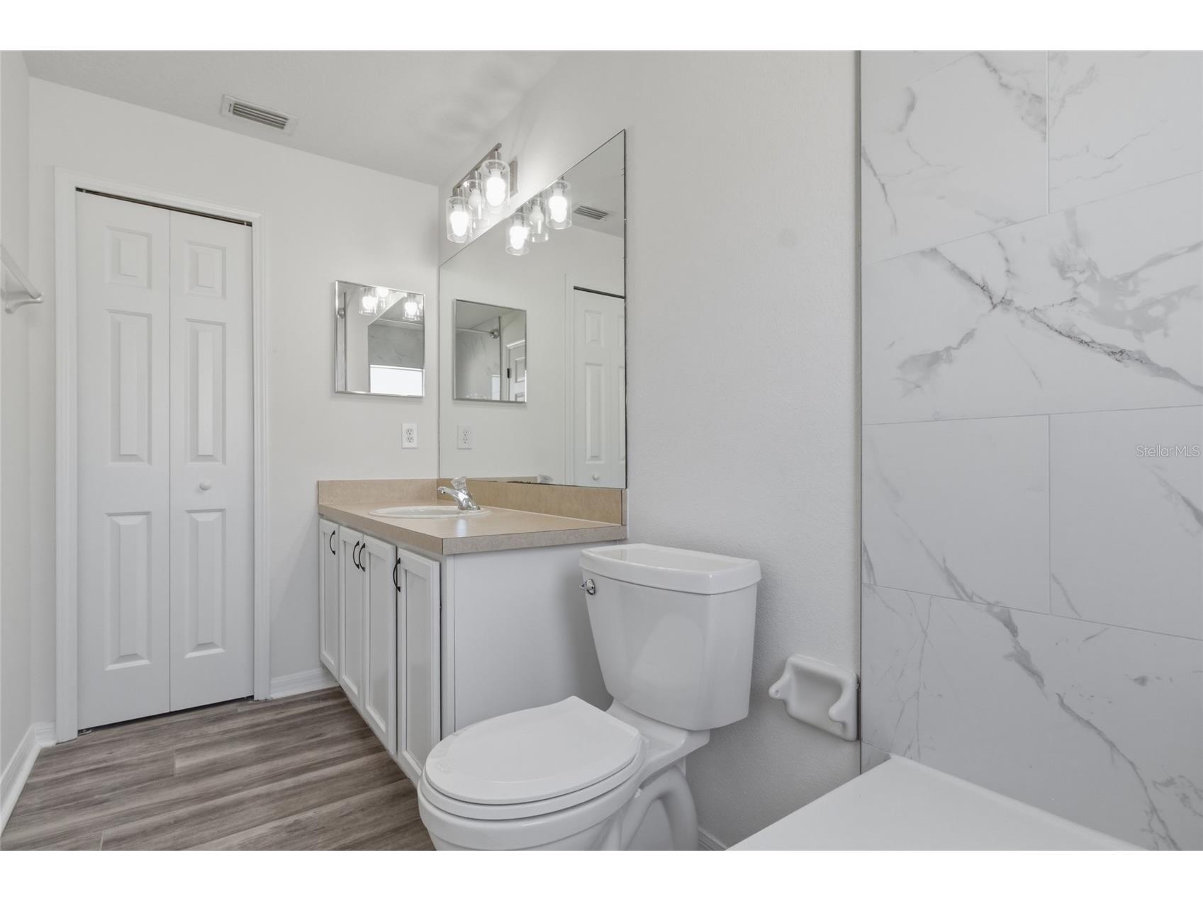 7865 Carriage Pointe Drive Gibsonton FL 33534 TB8466898 image11