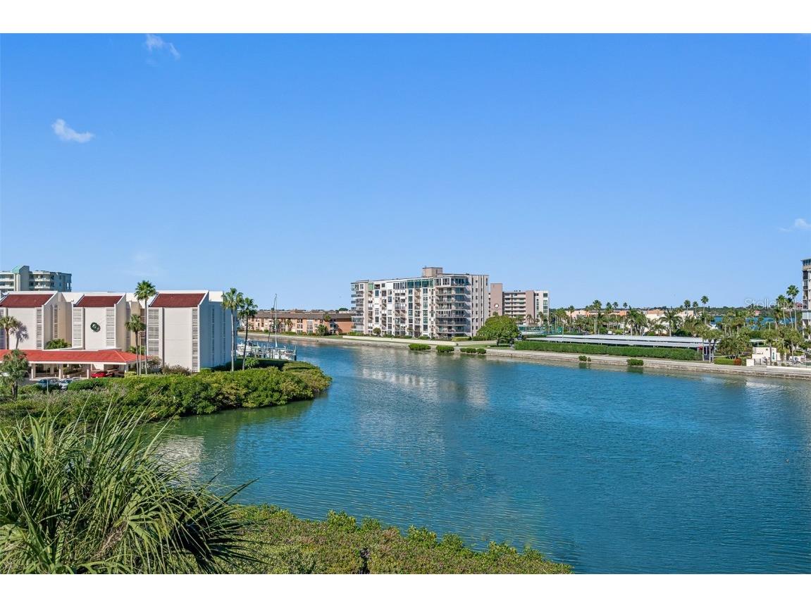 7867 Sailboat Key Boulevard S #402 South Pasadena FL 33707 U8186128 image1