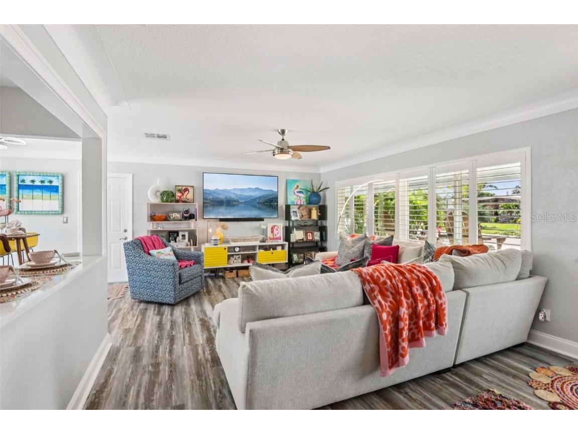 7869 Causeway Boulevard S Saint Petersburg FL 33707 TB8420164 image4