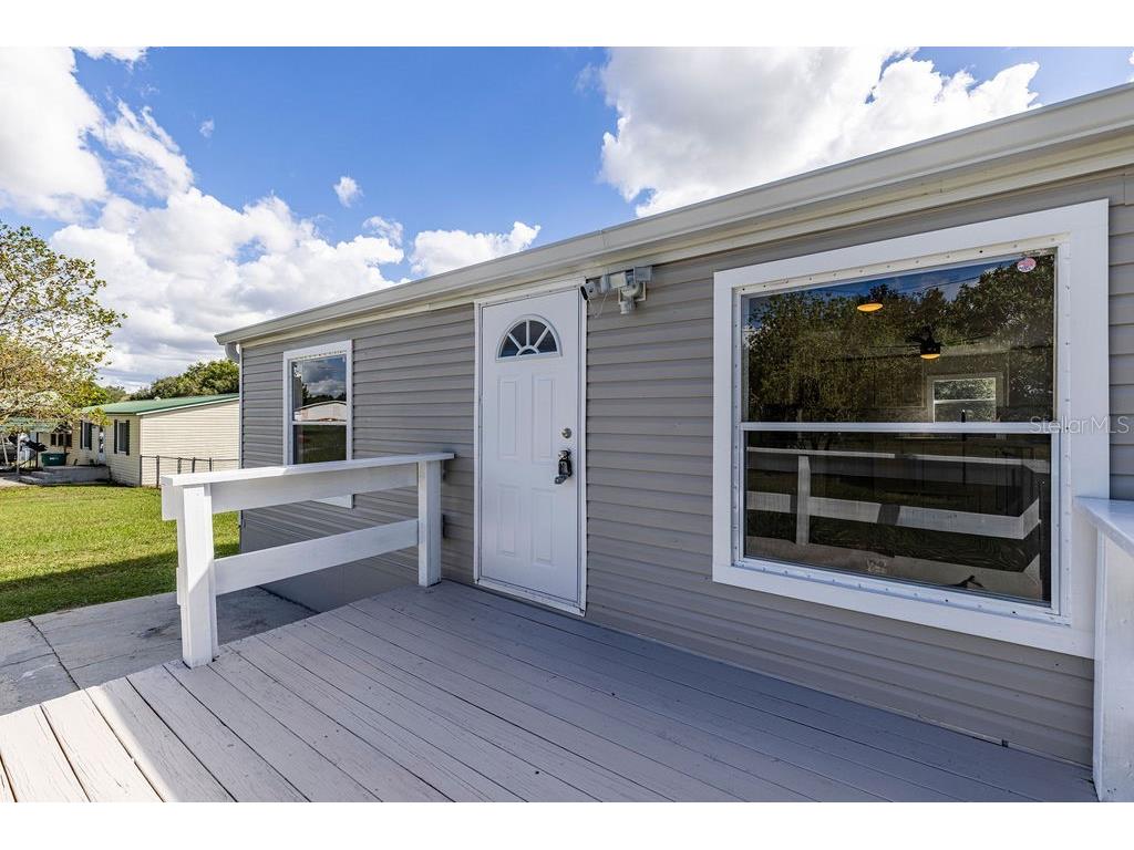 7869 Cr 109e Lady Lake FL 32159 G5103333 image1