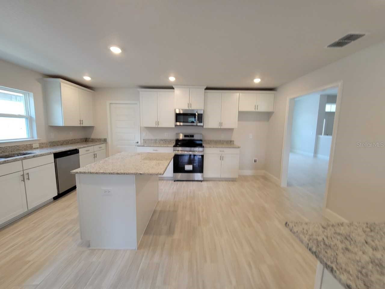 7869 SW 125th Court Road Dunnellon FL 34432 OM709129 image5