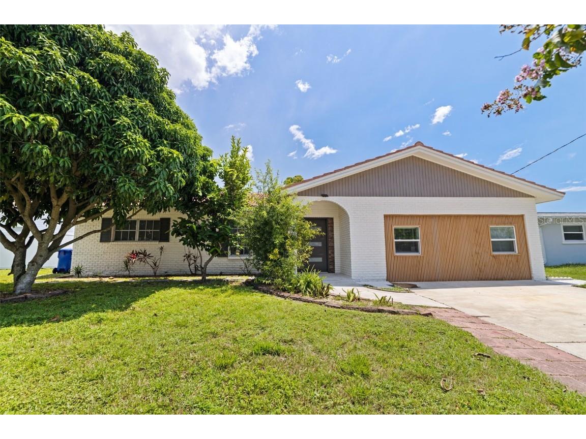 787 San Salvador Drive Dunedin FL 34698 TB8407009 image1