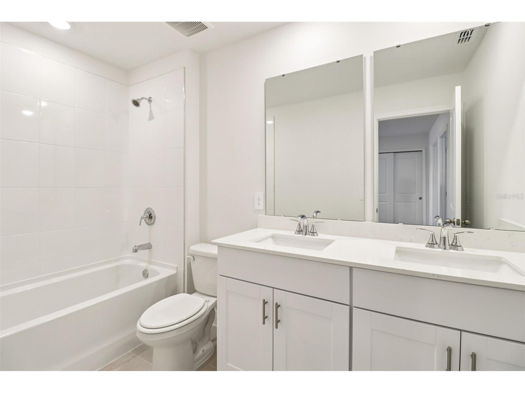 787 Sunshower Lady Lake FL 32159 O6377582 image36