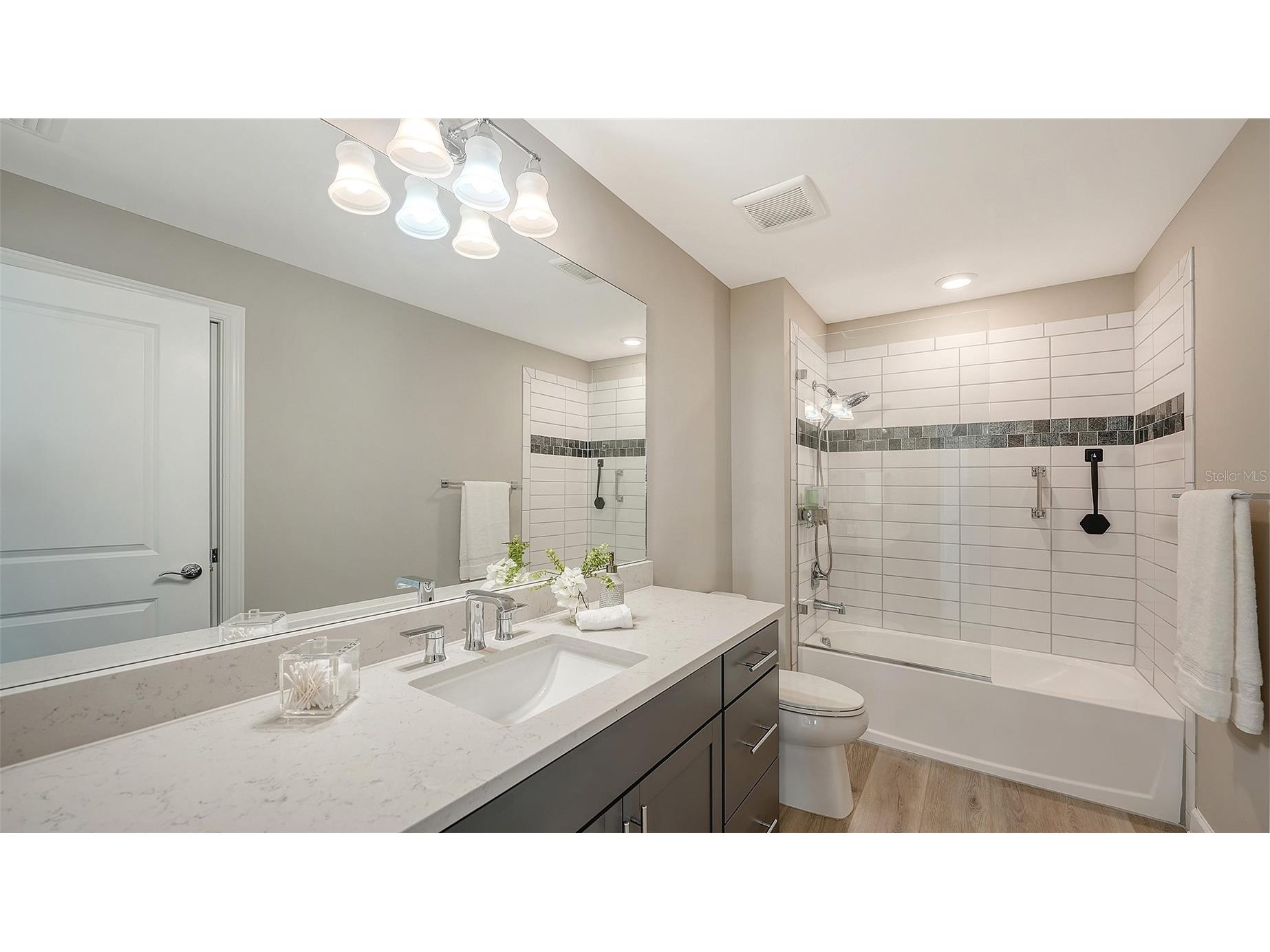 7872 Mainsail Lane Sarasota FL 34240 A4687553 image55