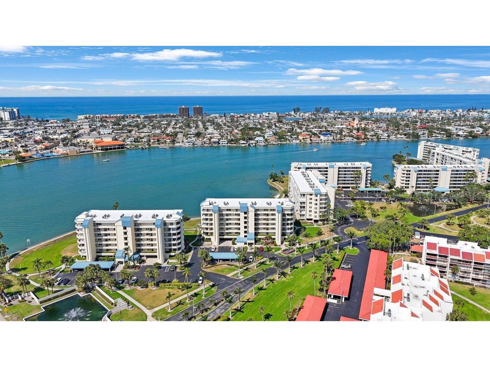 7872 Sailboat Key Boulevard S #PH602 South Pasadena FL 33707 - INTRACOASTAL/BOCA CIEGA BAY TB8523943 image46