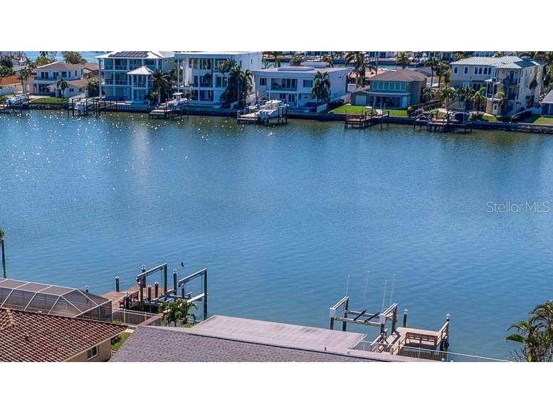 7874 9th Avenue S Saint Petersburg FL 33707 TB8335280 image16