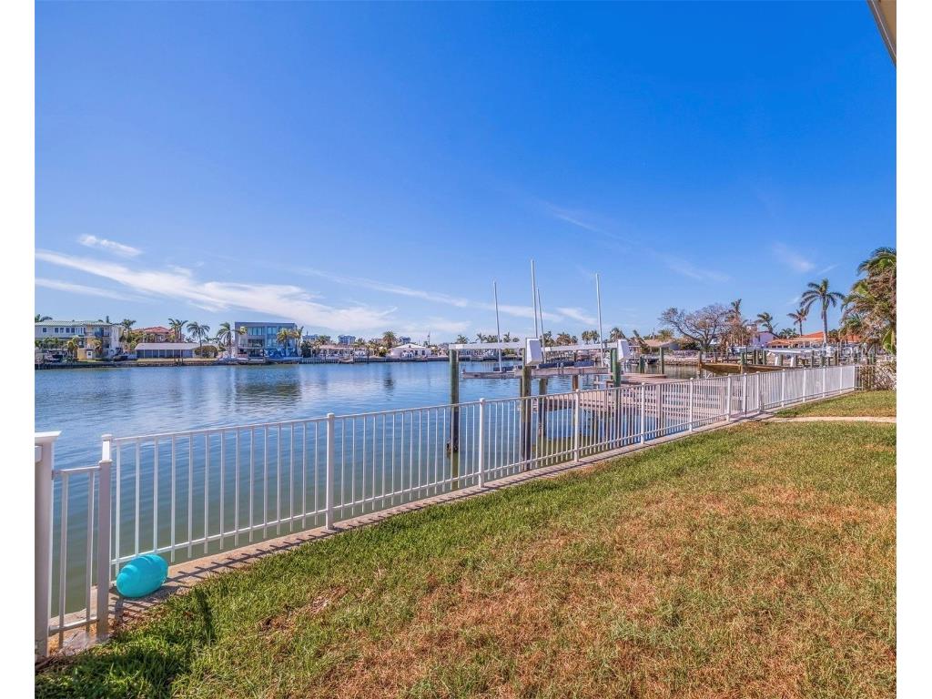 7874 9th Avenue S Saint Petersburg FL 33707 TB8335280 image7