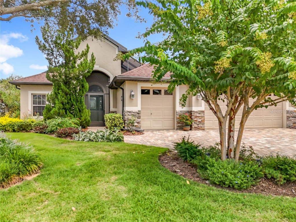 7876 Crosswinds Way Mount Dora FL 32757 - LAKES OF MOUNT DORA G5100338 image1