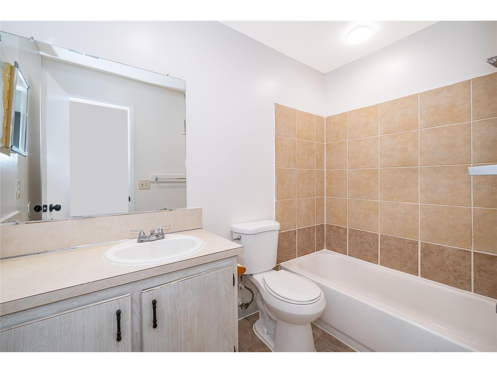 7876 Guardsmen Street Orlando FL 32822 O6382094 image19