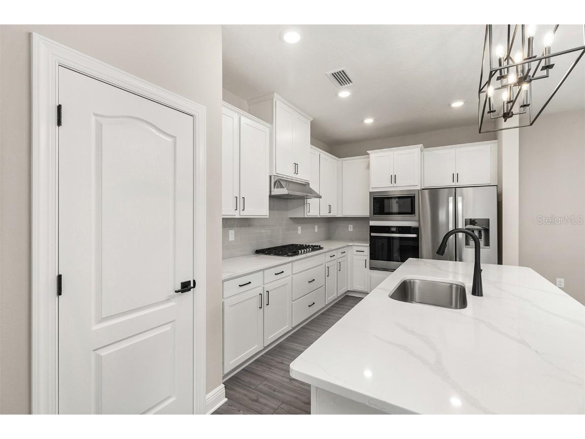 7878 Somersworth Drive Kissimmee FL 34747 TB8420500 image3