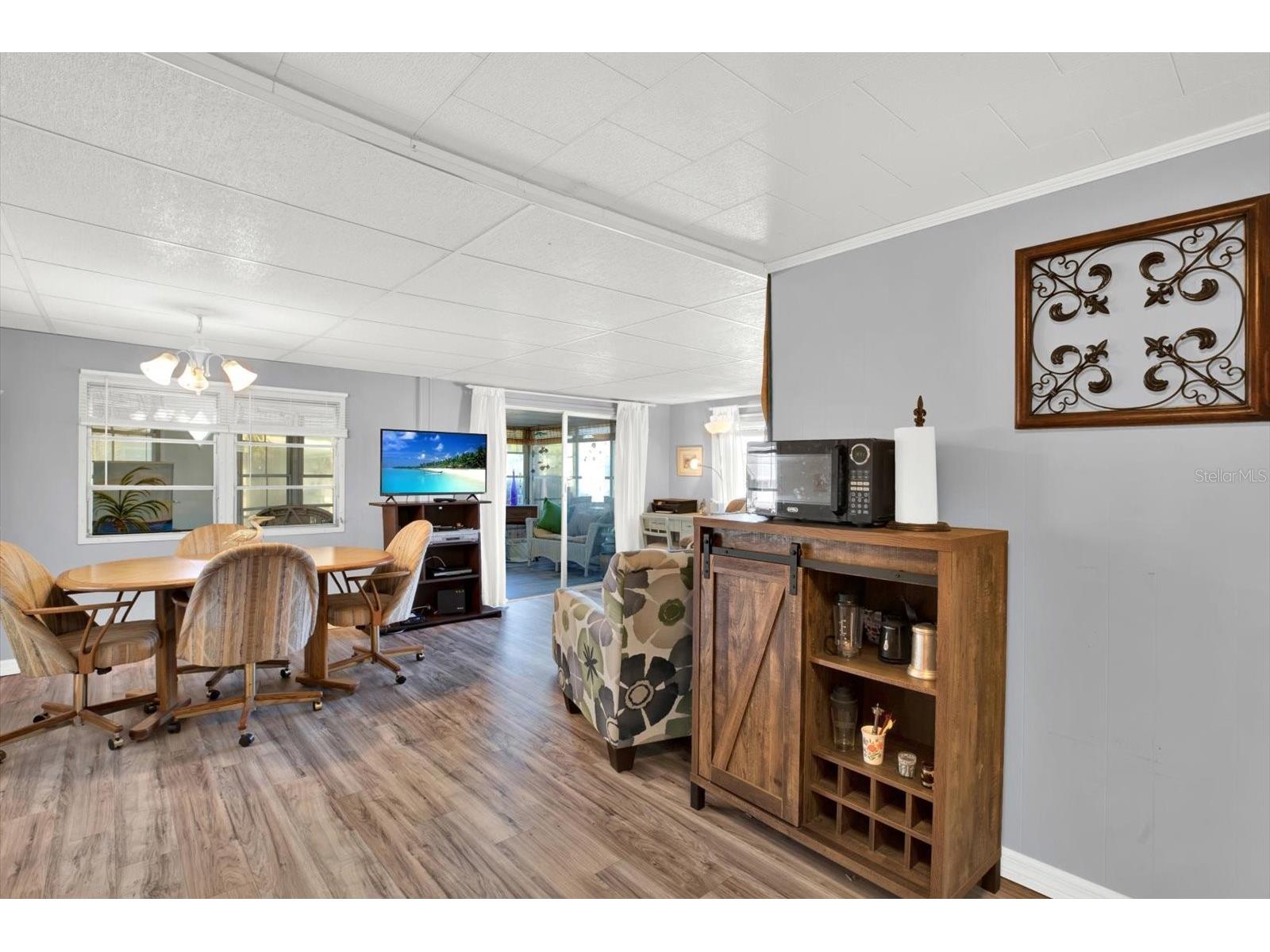 7880 54th Avenue N #17 Saint Petersburg FL 33709 TB8468866 image2
