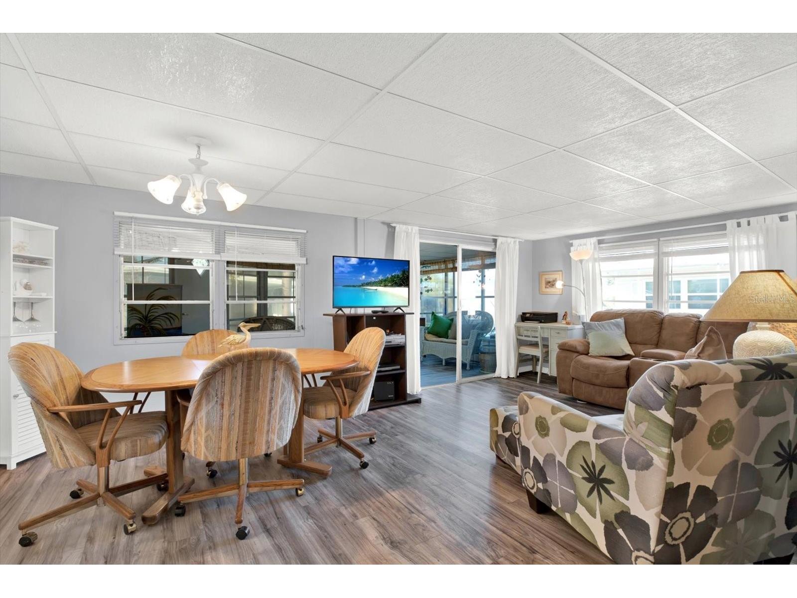 7880 54th Avenue N #17 Saint Petersburg FL 33709 TB8468866 image3