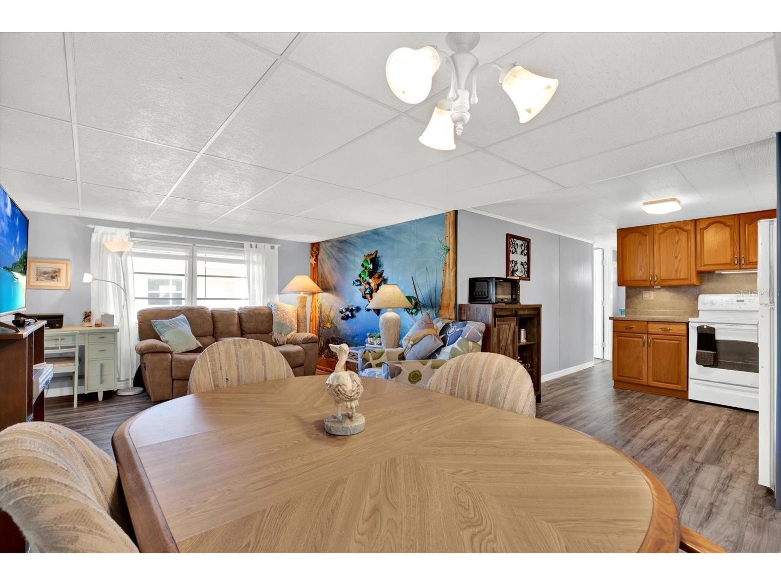 7880 54th Avenue N #17 Saint Petersburg FL 33709 TB8468866 image6