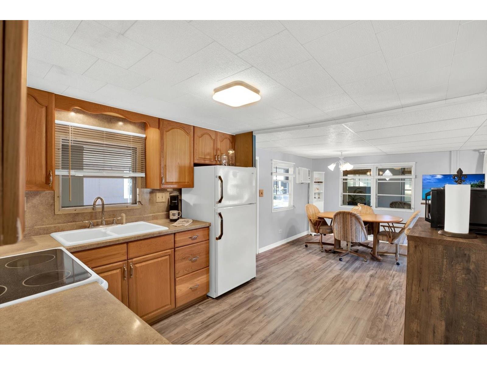 7880 54th Avenue N #17 Saint Petersburg FL 33709 TB8468866 image8