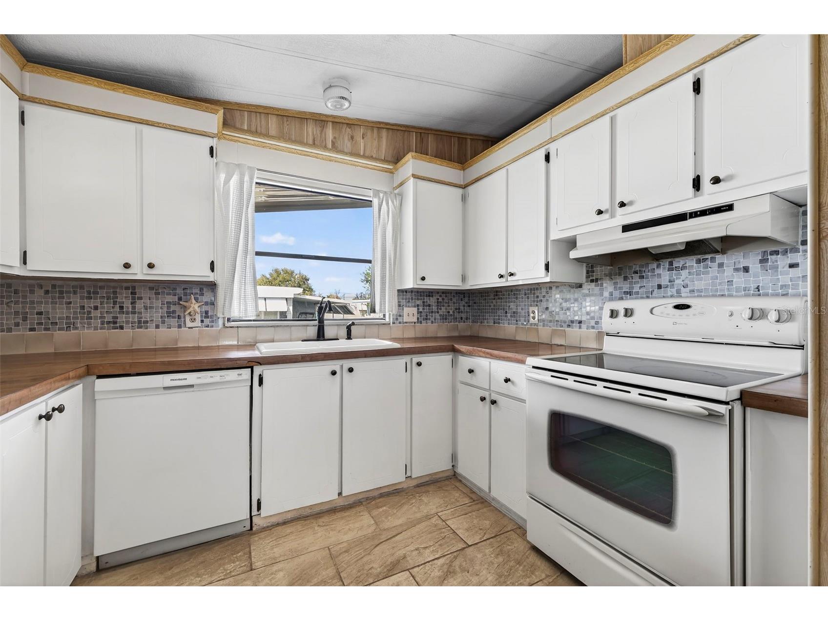 7880 54th Avenue N #38 Saint Petersburg FL 33709 TB8477926 image11