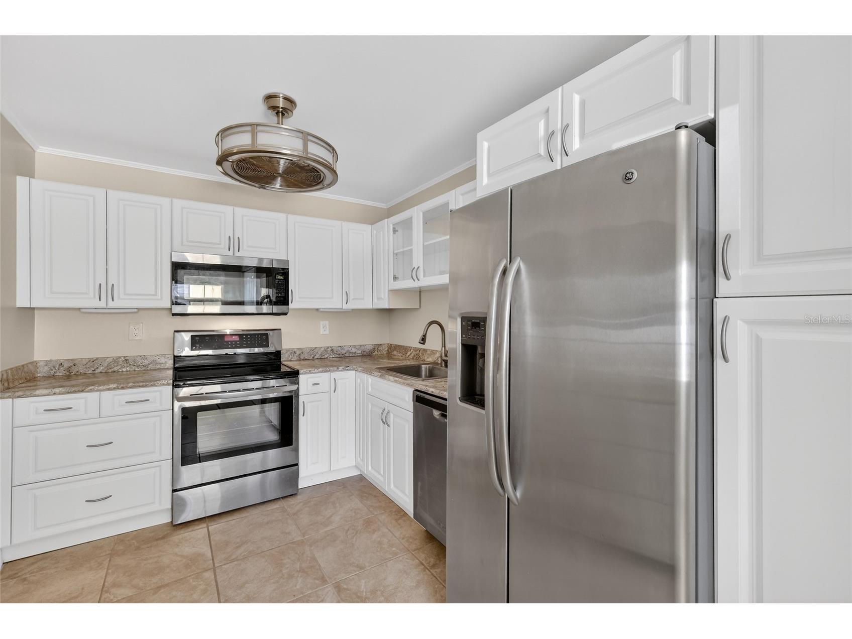 7880 Palm Aire Lane #105 Sarasota FL 34243 A4677623 image13