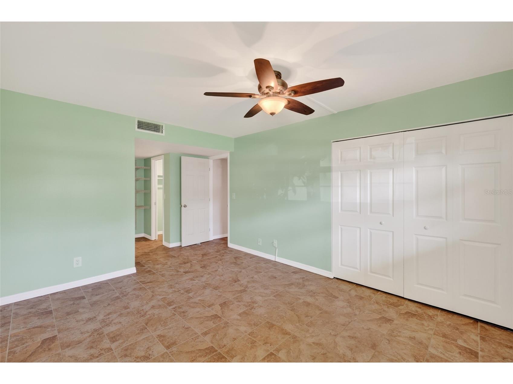 7880 Palm Aire Lane #105 Sarasota FL 34243 A4677623 image22