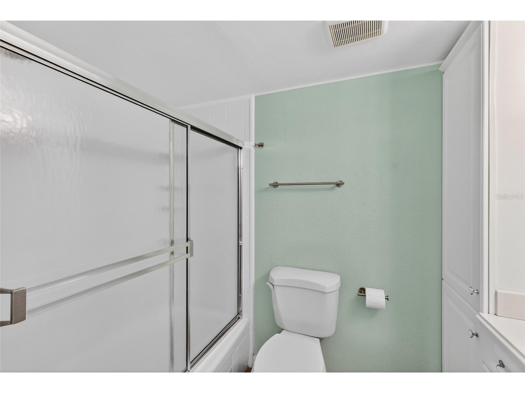 7880 Palm Aire Lane #105 Sarasota FL 34243 A4677623 image26