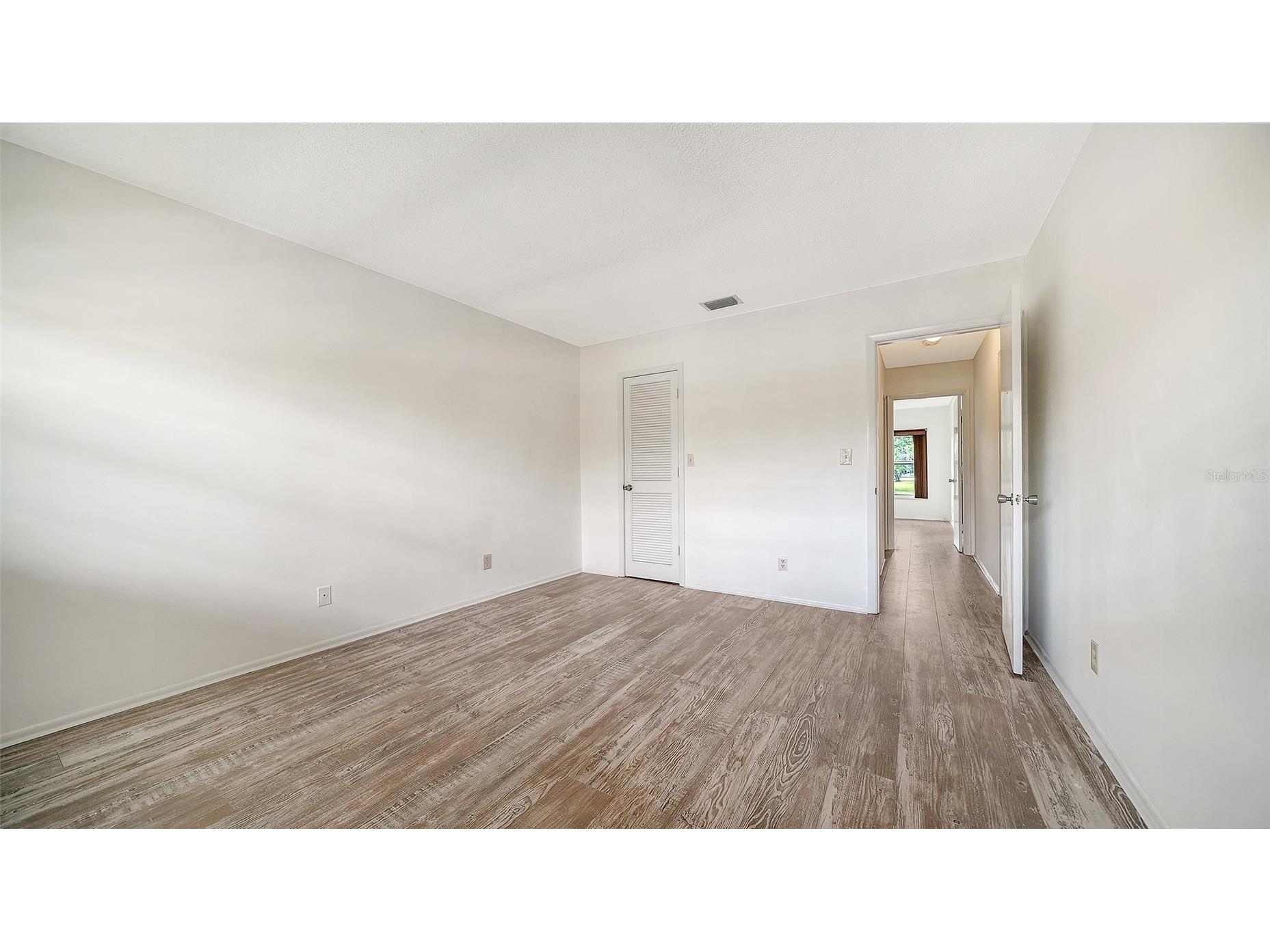 7880 Palm Aire Lane #203 Sarasota FL 34243 A4683042 image34