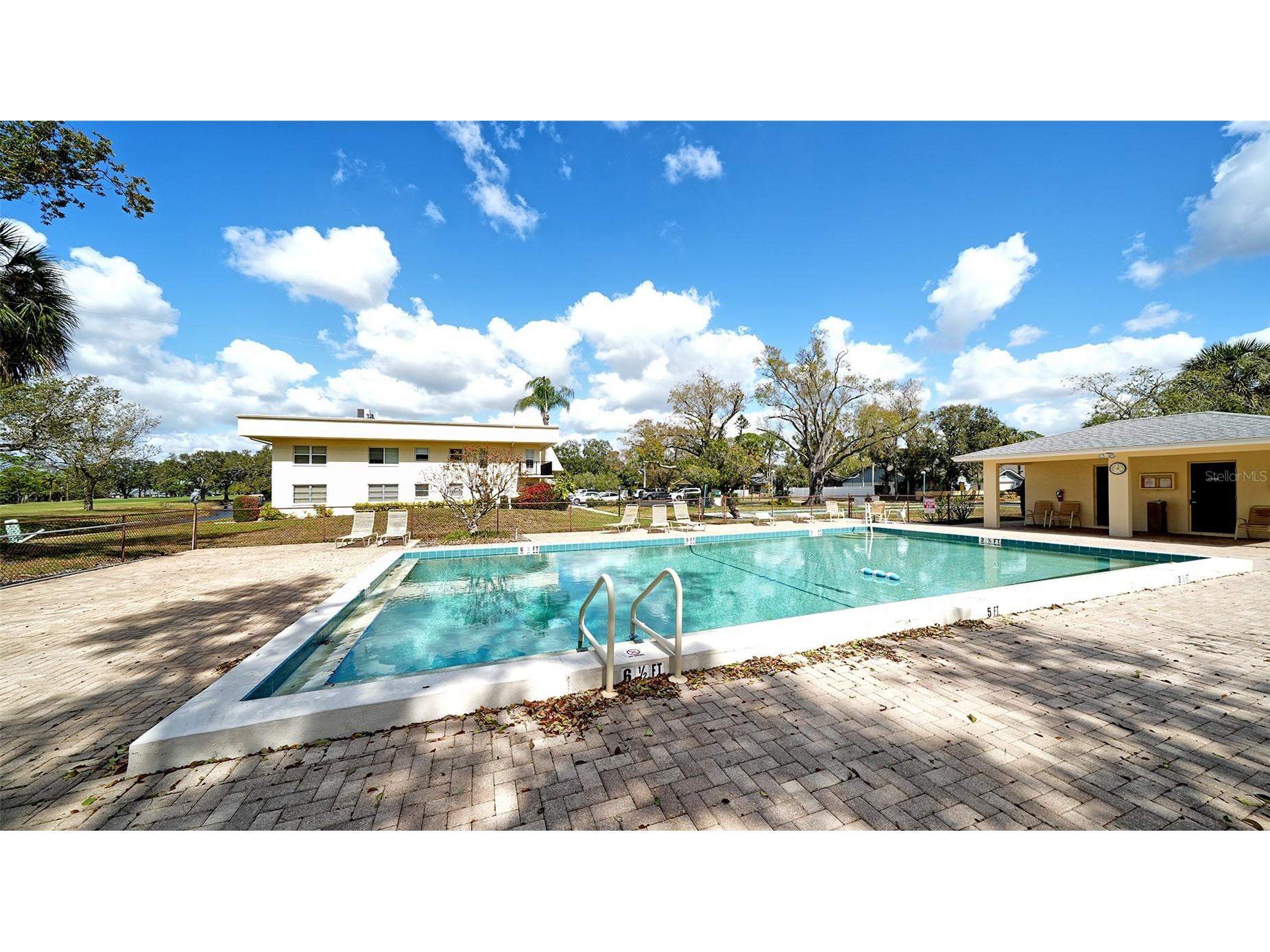 7880 Palm Aire Lane #203 Sarasota FL 34243 A4683042 image40