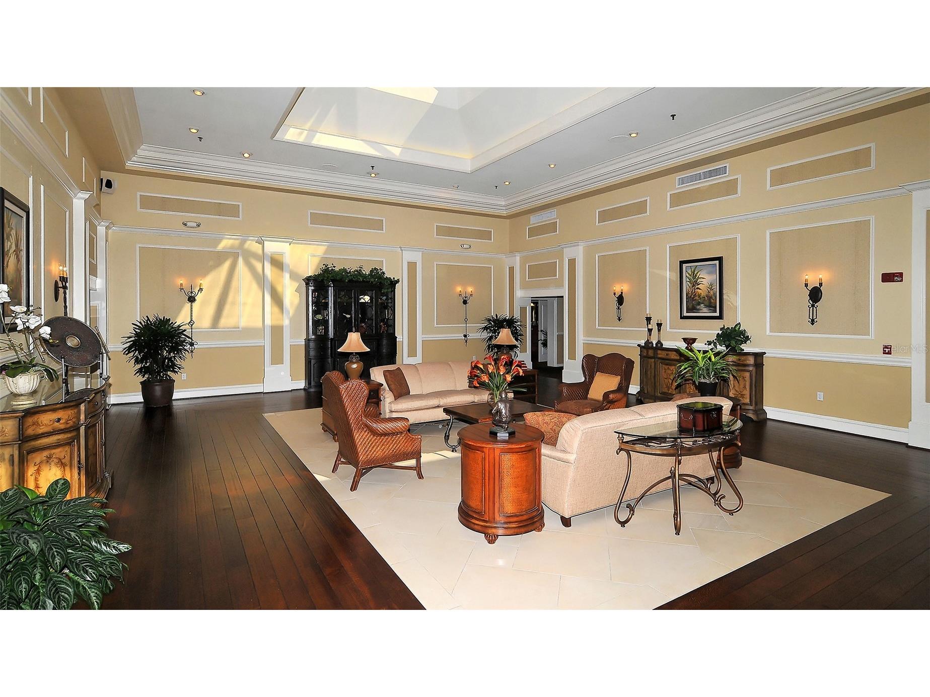 7880 Palm Aire Lane #203 Sarasota FL 34243 A4683042 image45