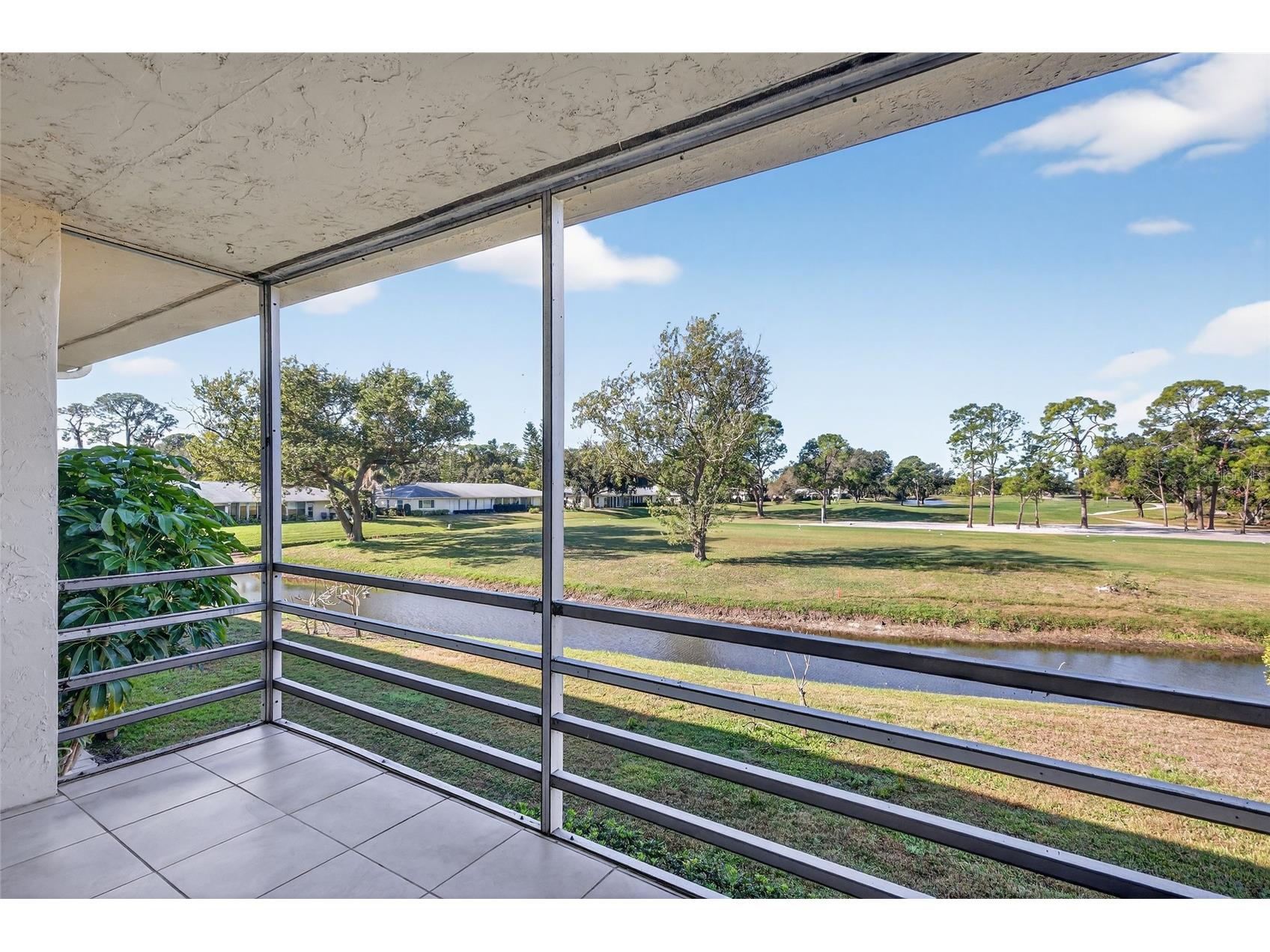 7880 Palm Aire Lane #205 Sarasota FL 34243 A4677161 image31