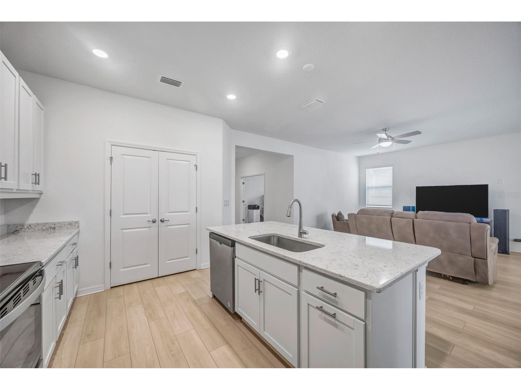 7882 Lennox Loop Wesley Chapel FL 33544 TB8469577 image10