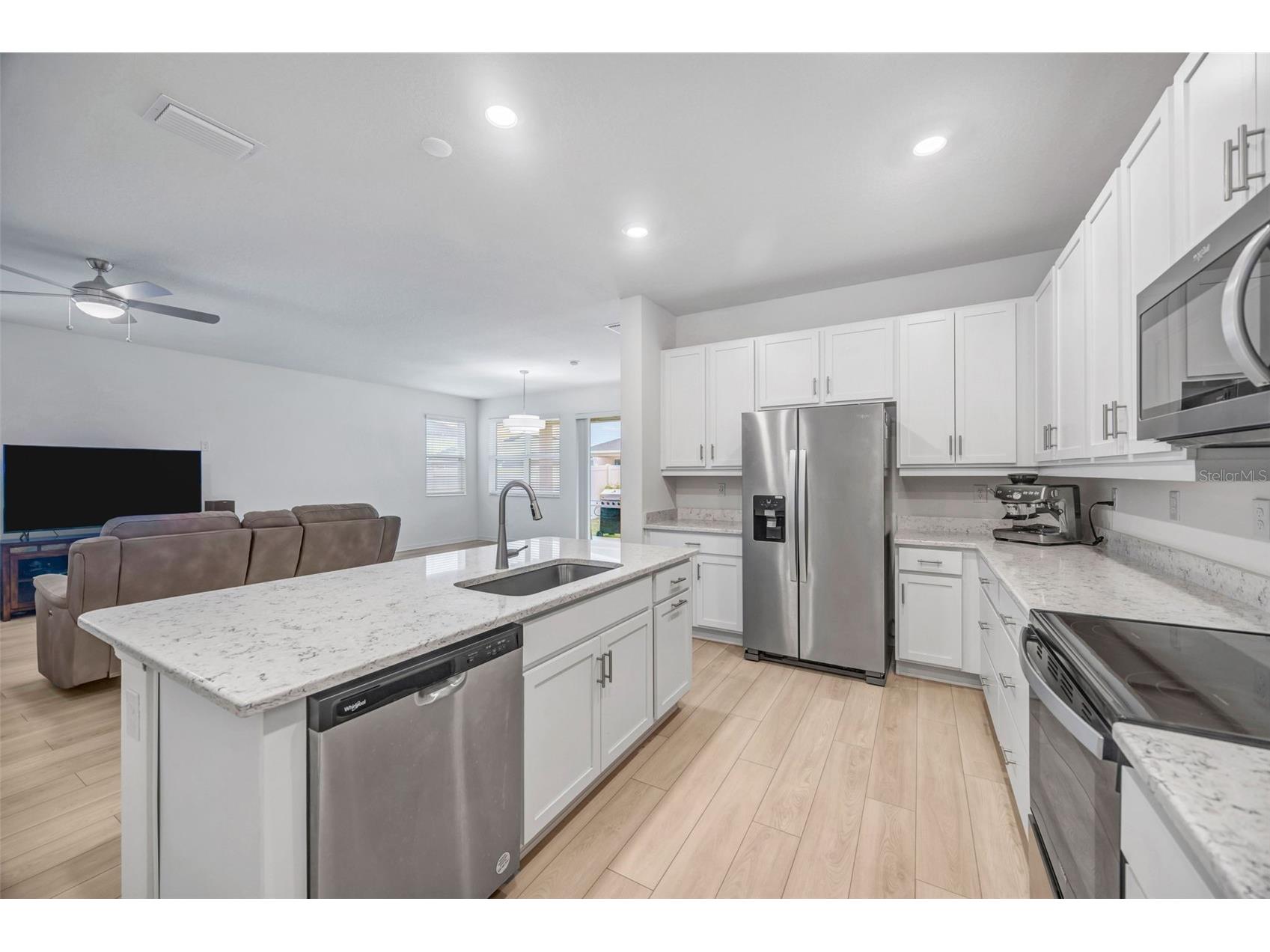 7882 Lennox Loop Wesley Chapel FL 33544 TB8469577 image9