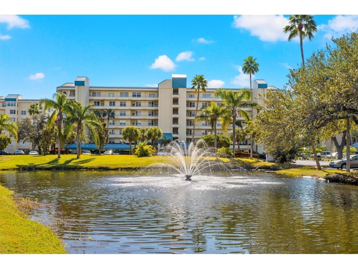 7882 Sailboat Key Boulevard S #207 South Pasadena FL 33707 U8189432 image1